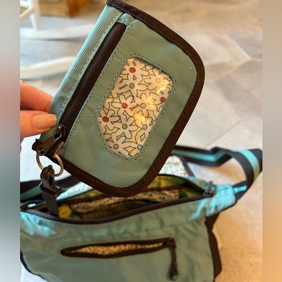 Sherpani Milli mini messenger bag/purse - Picture 6 of 7